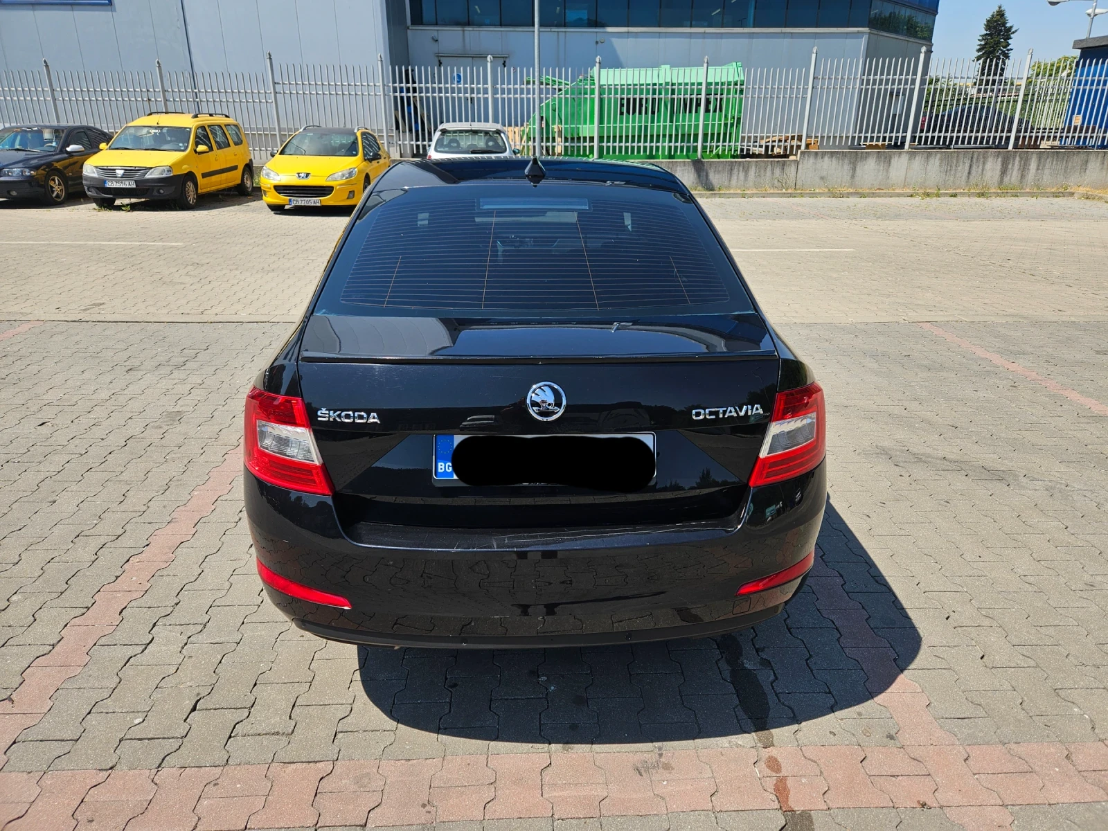 Skoda Octavia 1.6 - изображение 6