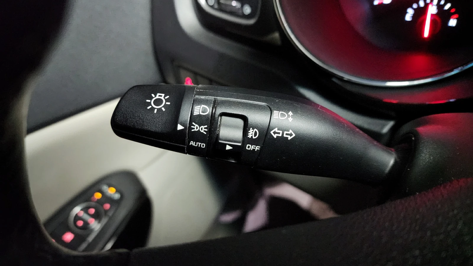 Kia Carnival 9 Seater Prestiege | Mobile.bg   15