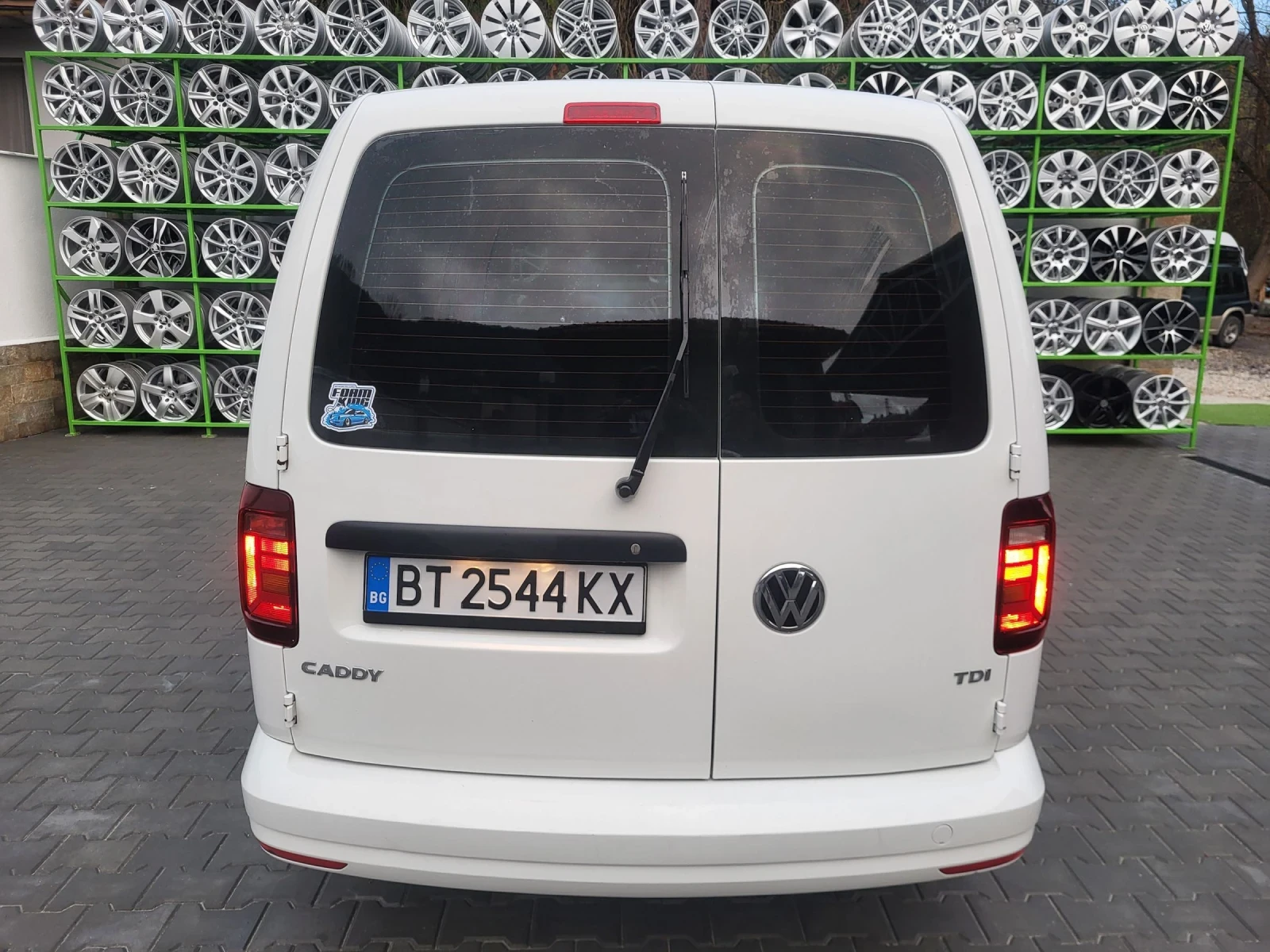 VW Caddy Maxi 2.0 TDI 102 . | Mobile.bg   4