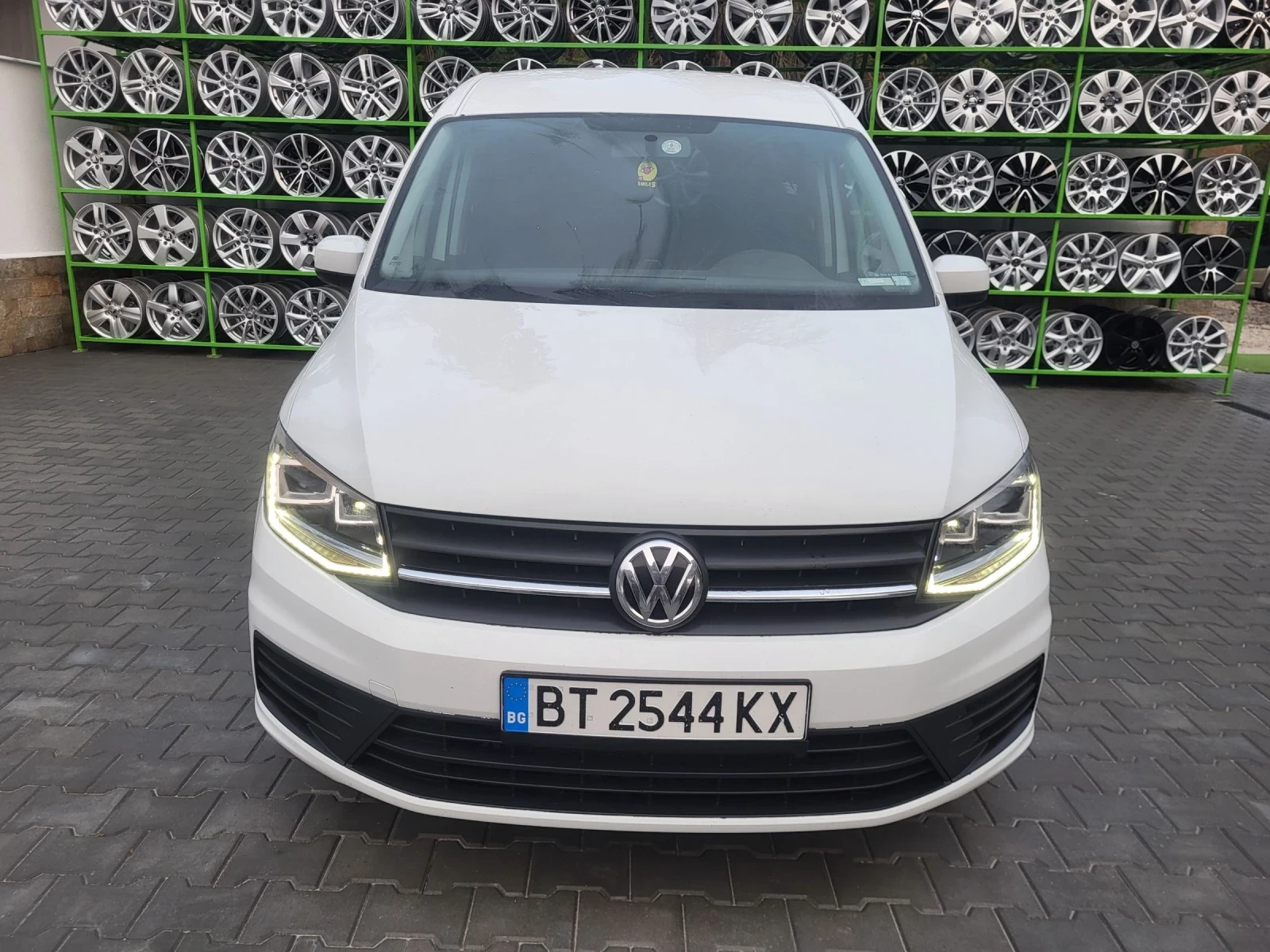 VW Caddy Maxi 2.0 TDI 102 . | Mobile.bg   8