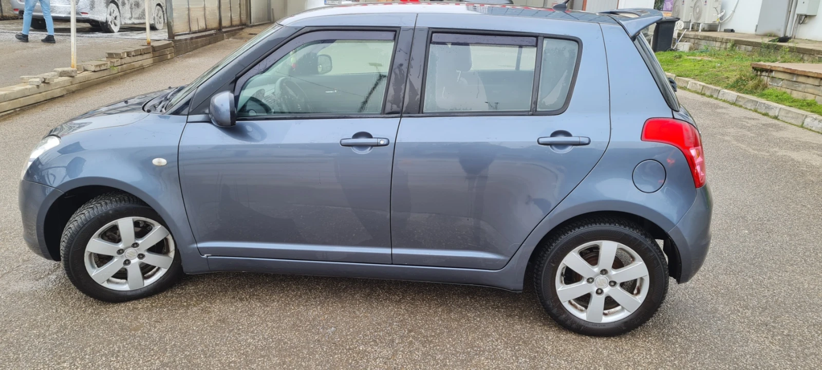 Suzuki Swift 1.3i 4�4 �����, ���� ����� ����+ �����, ���������� | Mobile.bg � ����������� 1