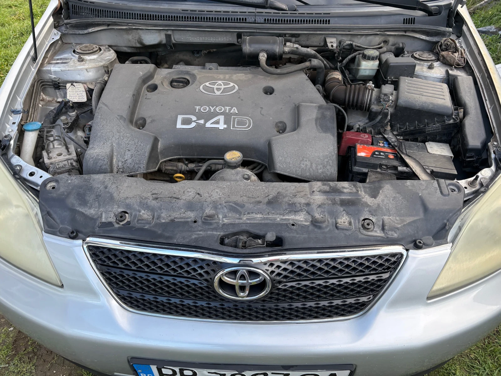 Toyota Corolla D4D, снимка 11 - Автомобили и джипове - 53764000