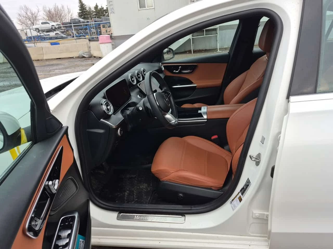 Mercedes-Benz C 300 * 2 КЛЮЧА* ПОДГРЕВ* KEYLESS* , снимка 5 - Автомобили и джипове - 53932058