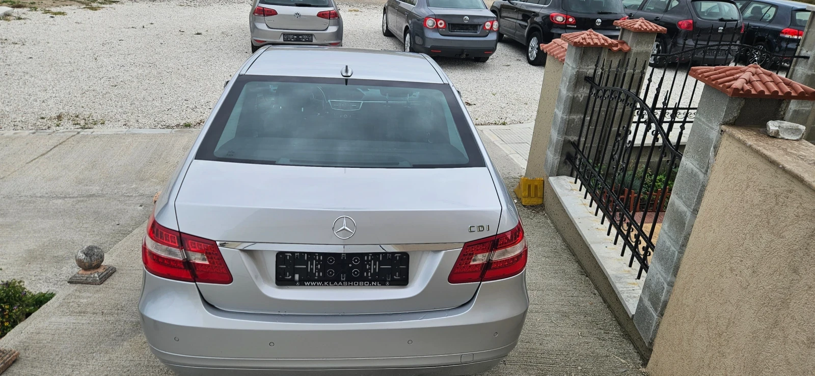 Mercedes-Benz E 200, снимка 3 - Автомобили и джипове - 54940748