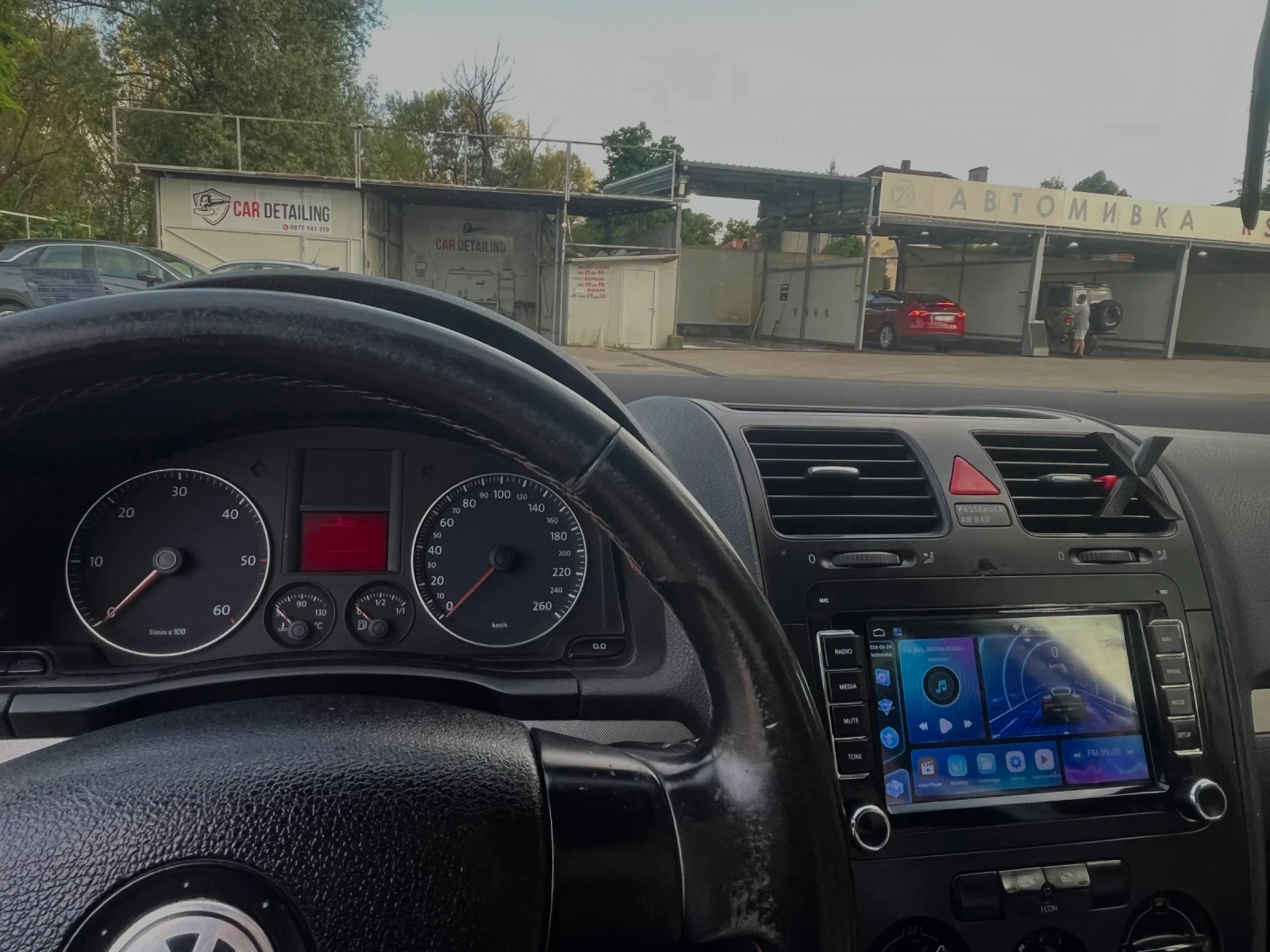 VW Golf 1.9 TDI, снимка 7 - Автомобили и джипове - 55050831