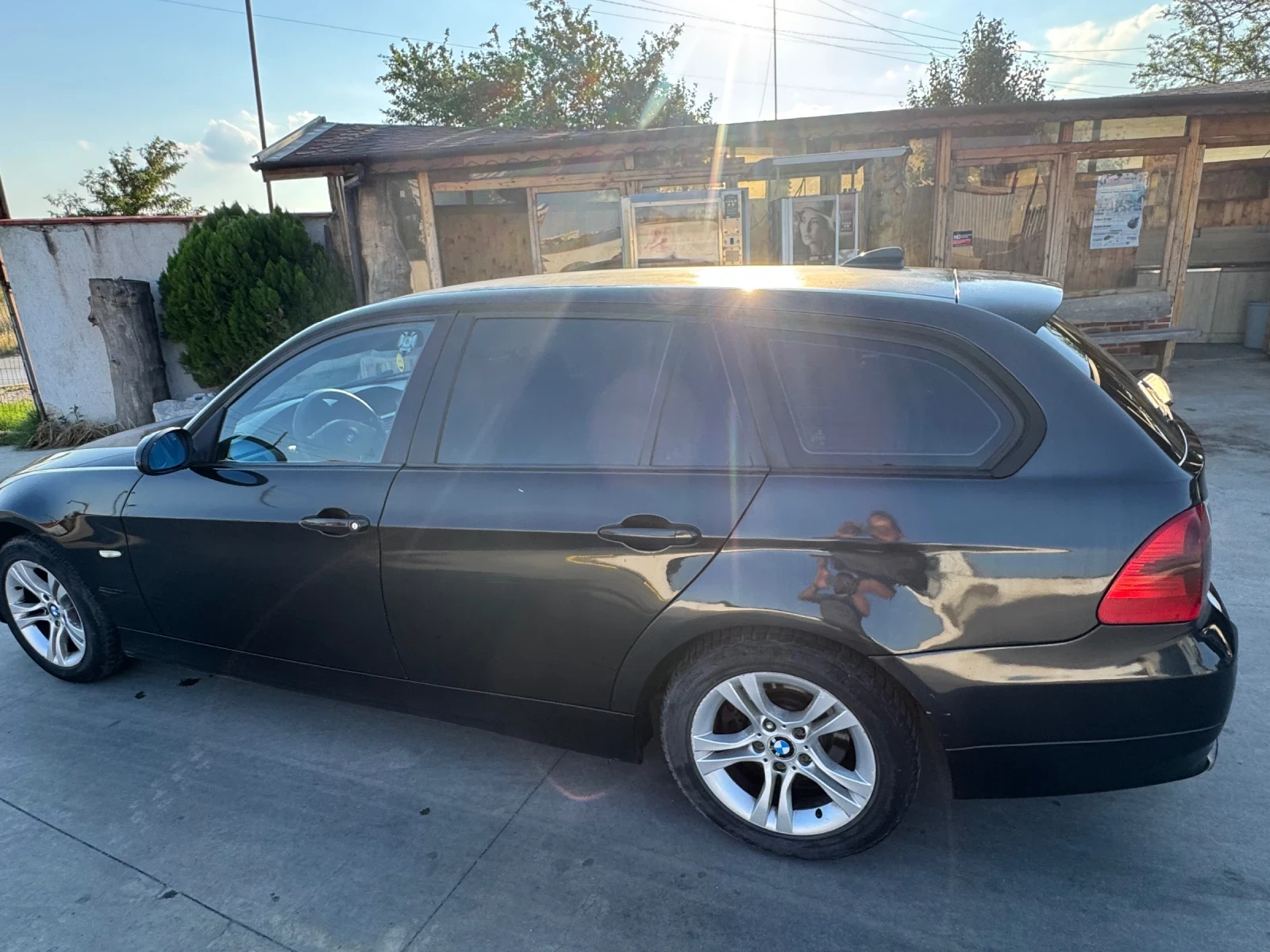 BMW 320, снимка 2 - Автомобили и джипове - 55063592