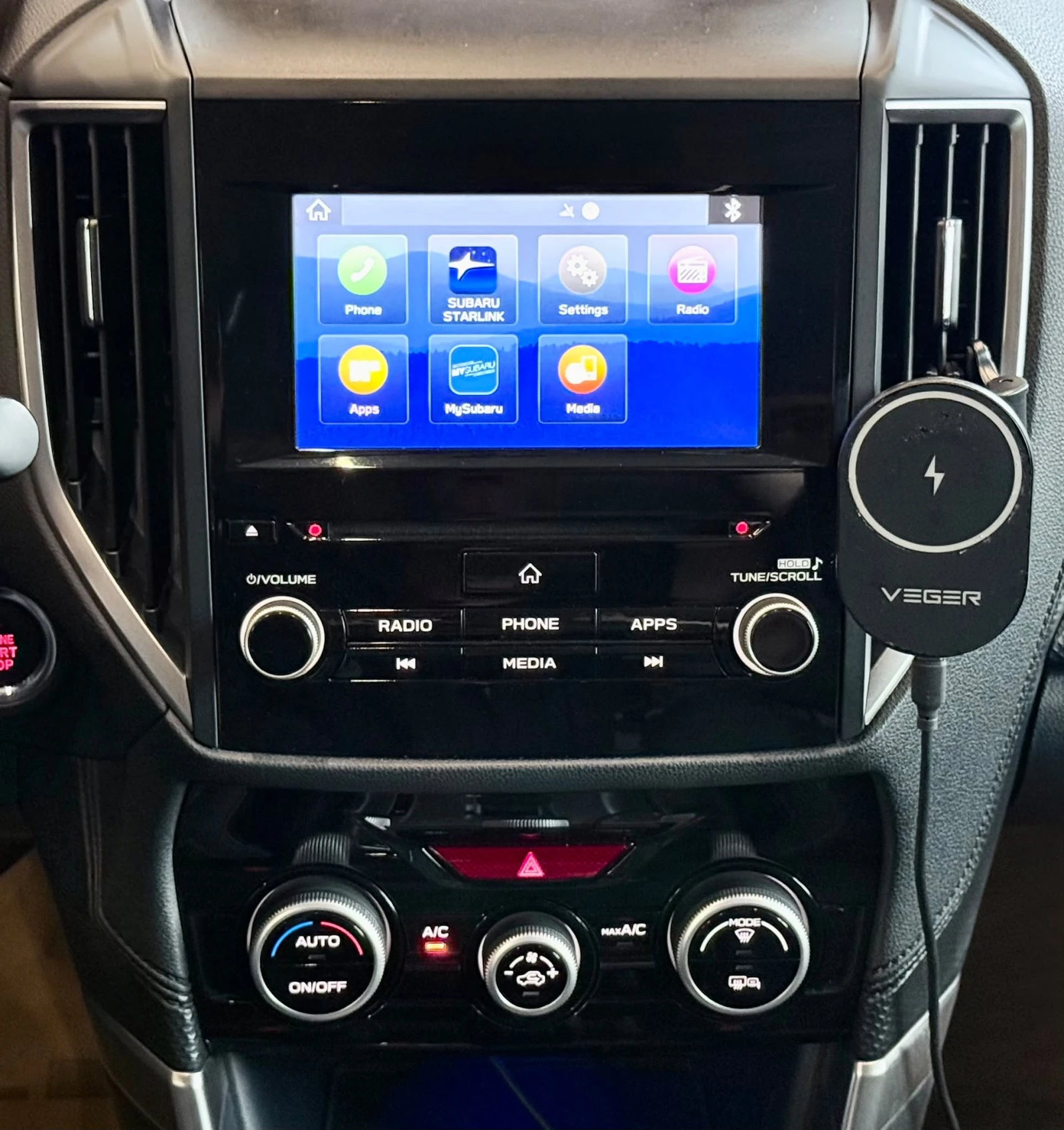 Subaru Forester AWD* Carplay* Подгрев* Blindspot* ЛИЗИНГ, снимка 13 - Автомобили и джипове - 55189984