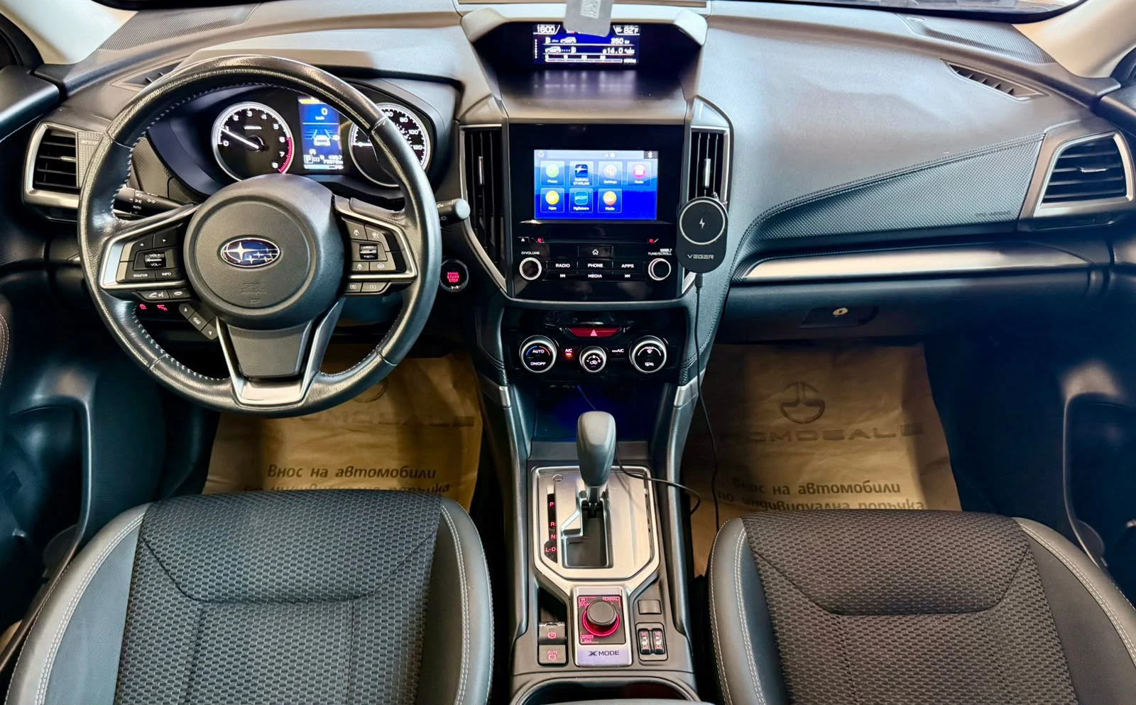 Subaru Forester AWD* Carplay* Подгрев* Blindspot* ЛИЗИНГ, снимка 9 - Автомобили и джипове - 55189984