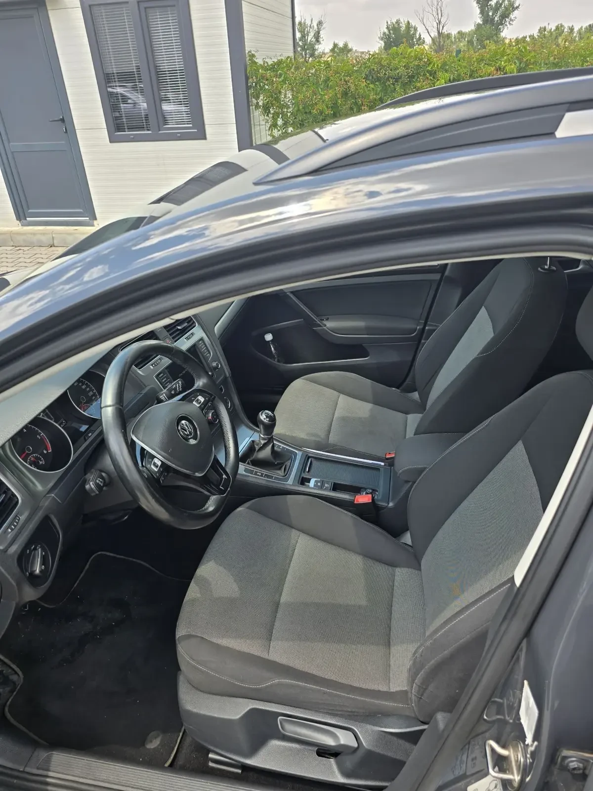 VW Golf, снимка 8 - Автомобили и джипове - 55206594