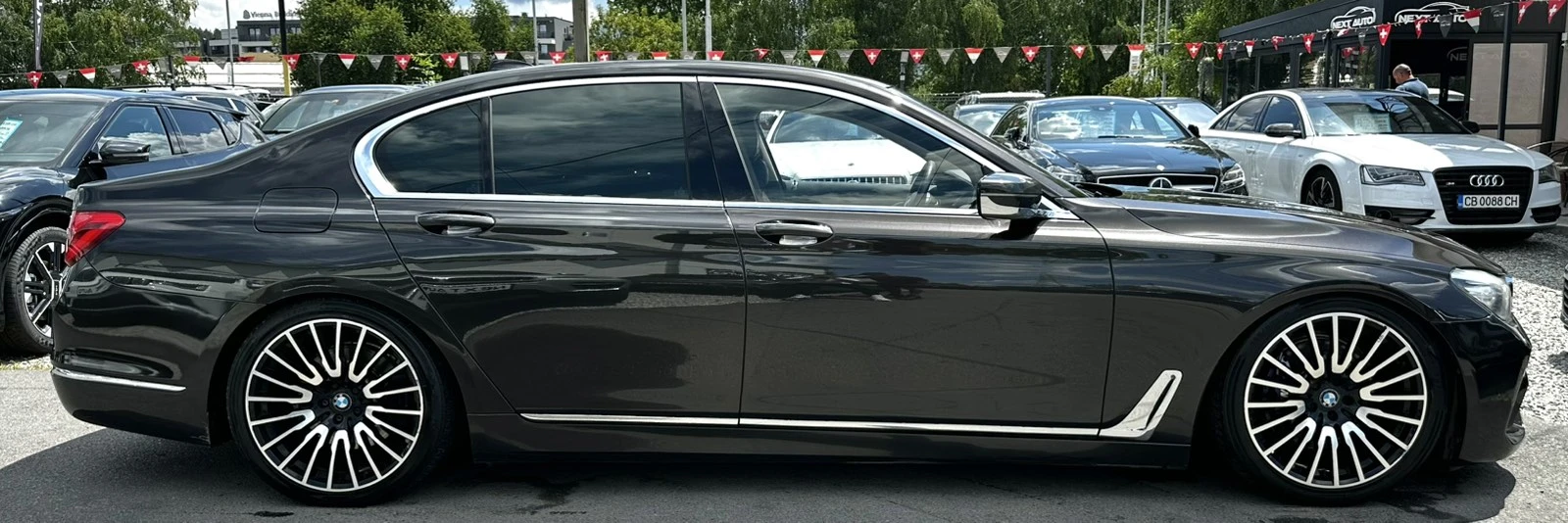 BMW 730 3.0D 265HP KEYLESS LED AMBIENT EURO6B, снимка 4 - Автомобили и джипове - 55223189