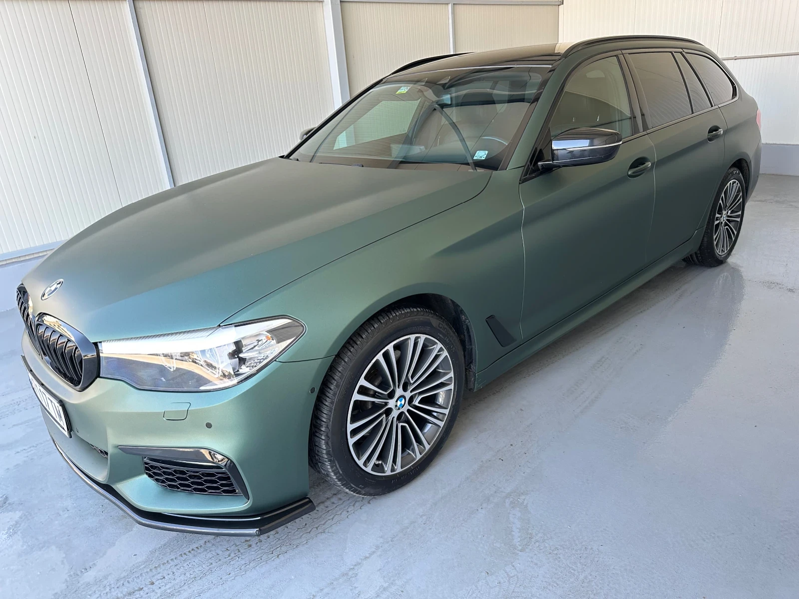 BMW 520 Xdrive, снимка 4 - Автомобили и джипове - 55334435