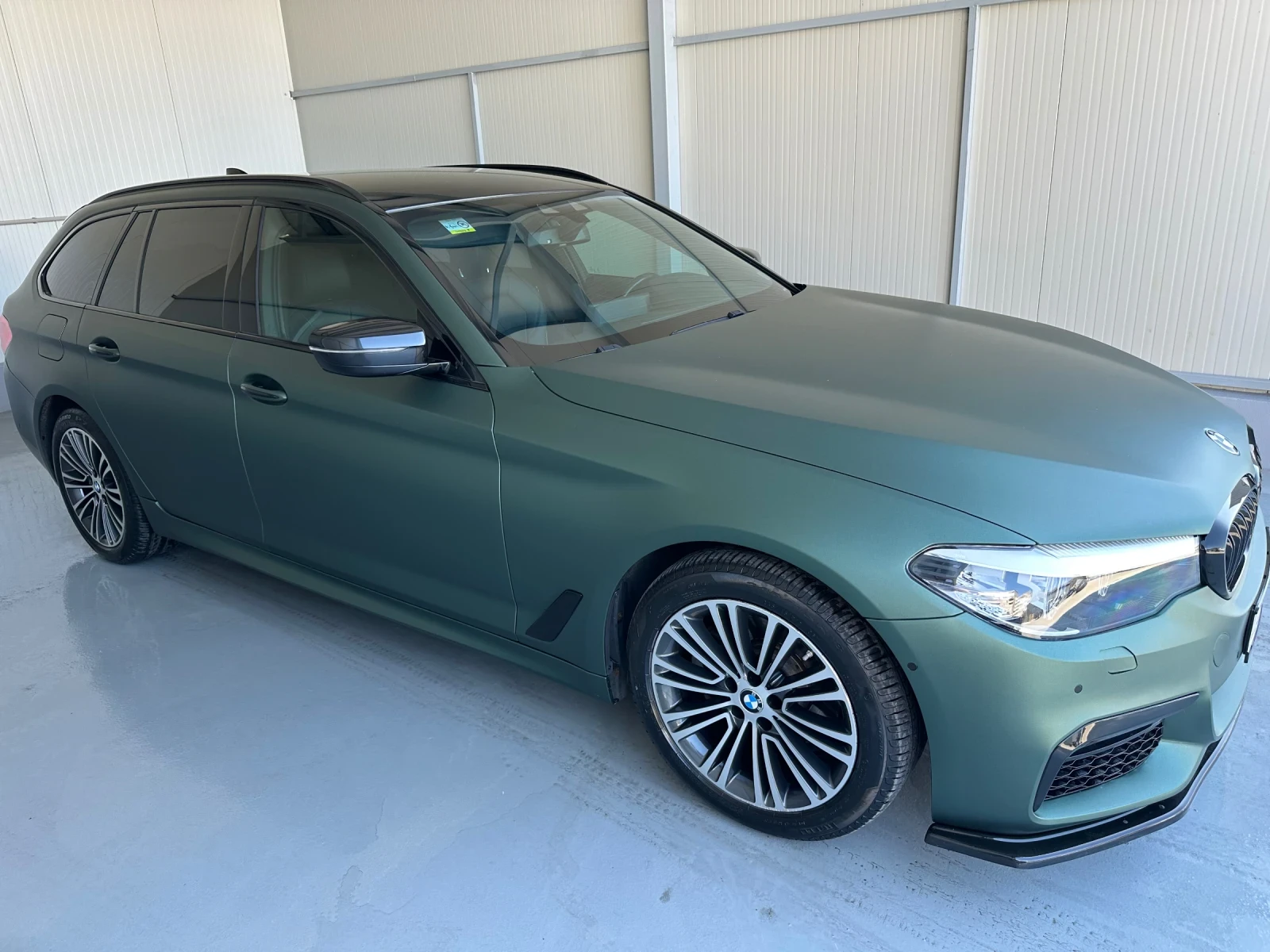 BMW 520 Xdrive, снимка 3 - Автомобили и джипове - 55334435