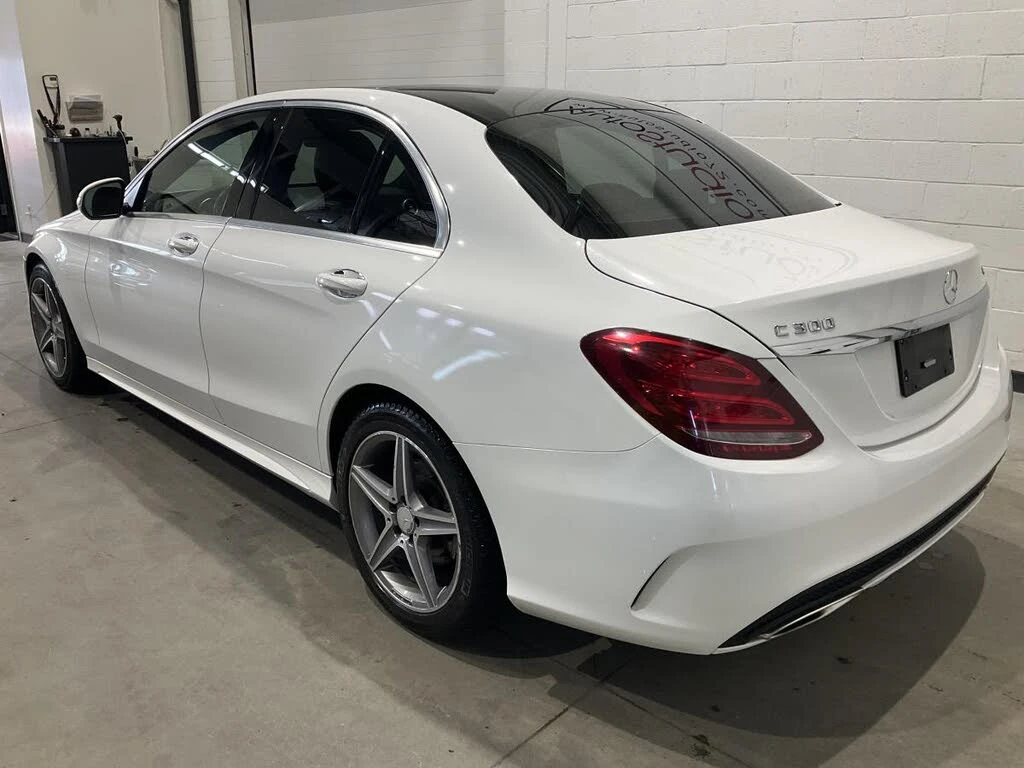 Mercedes-Benz C 300 AMG Line 4MATIC, снимка 2 - Автомобили и джипове - 55710300