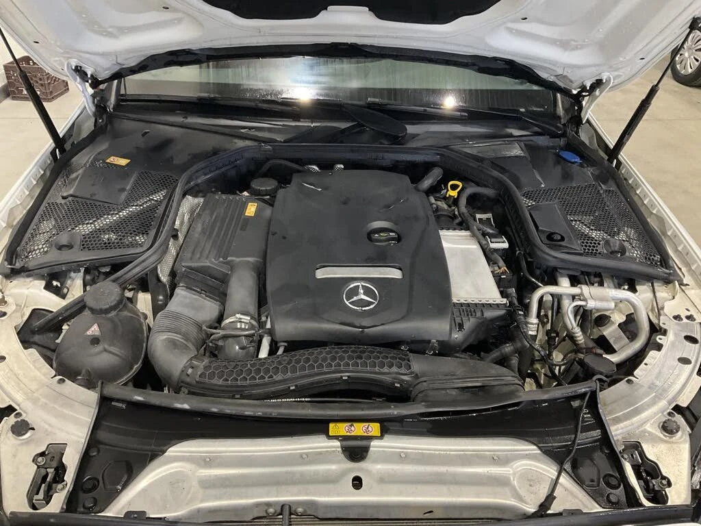 Mercedes-Benz C 300 AMG Line 4MATIC, снимка 15 - Автомобили и джипове - 55710300