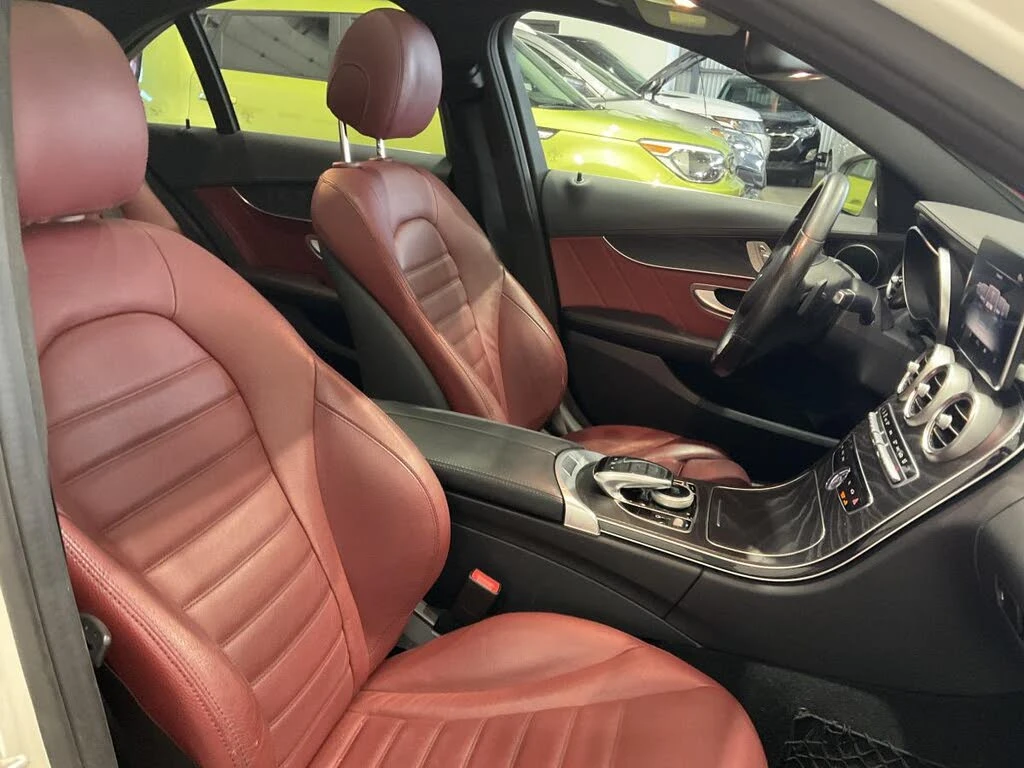 Mercedes-Benz C 300 AMG Line 4MATIC, снимка 14 - Автомобили и джипове - 55710300