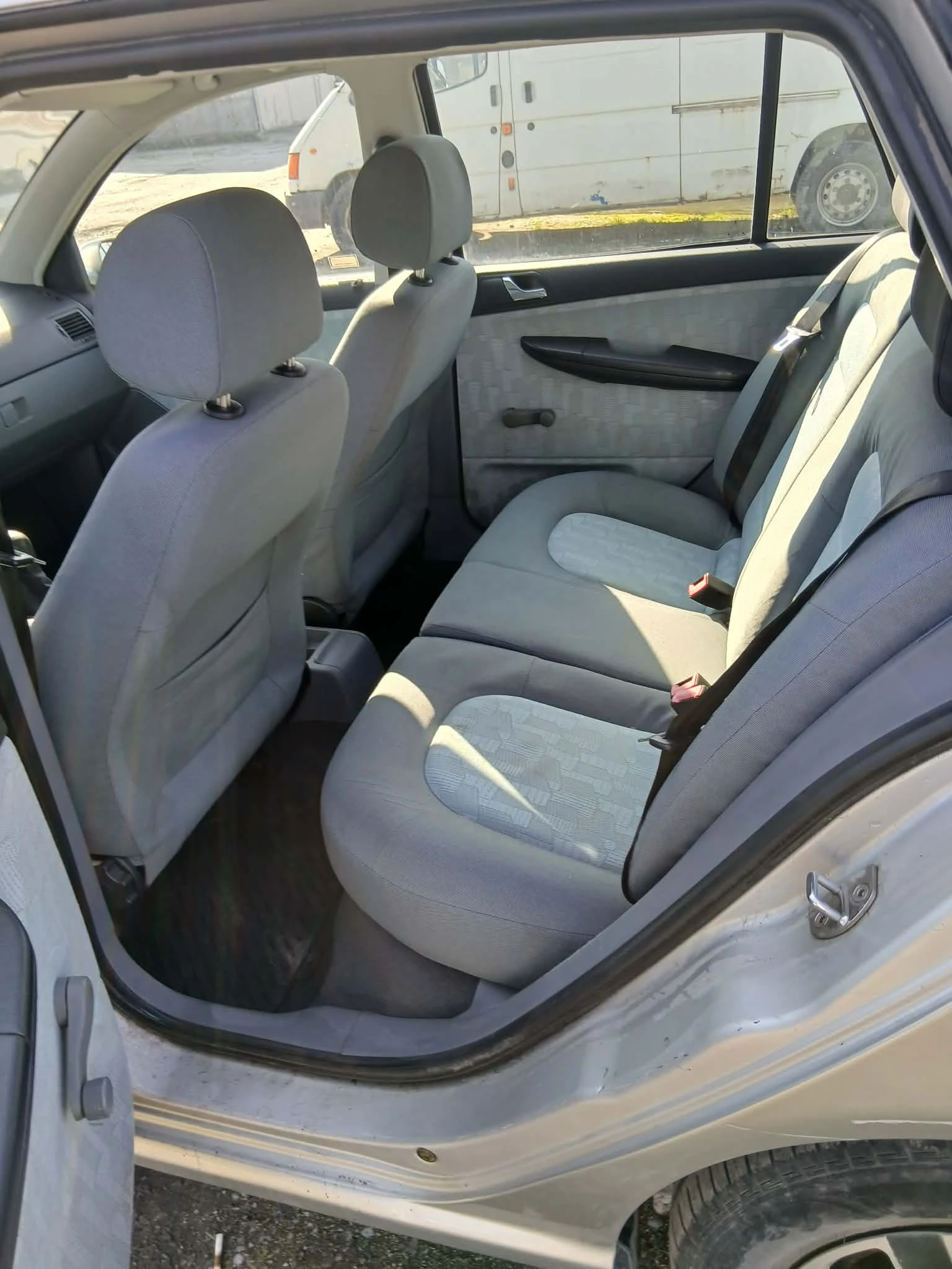 Skoda Fabia, снимка 6 - Автомобили и джипове - 56412474