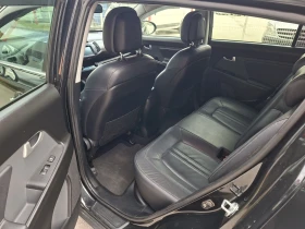 Kia Sportage 2.0CRDI, 4х4 , Автомат , Кожа , Нави Камера., снимка 8
