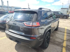 Jeep Cherokee * ALTITUDE * CARFAX * 2 КЛЮЧА * ПАНОРАМА * , снимка 3