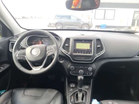 Jeep Cherokee * ALTITUDE * CARFAX * 2 КЛЮЧА * ПАНОРАМА * , снимка 9
