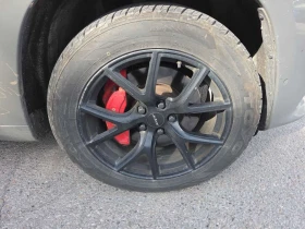 Jeep Grand cherokee SRT  CARFAX | Mobile.bg � ����� ������ 7