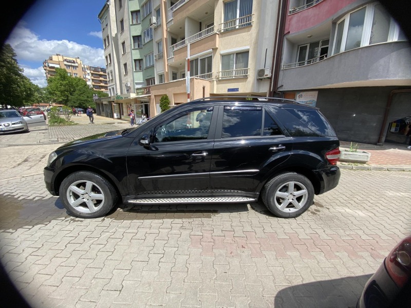 Mercedes-Benz ML 320, снимка 4 - Автомобили и джипове - 46150839