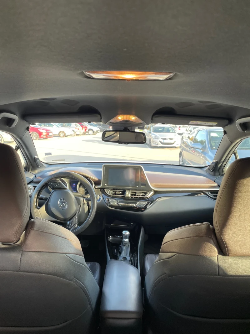 Toyota C-HR 1.8 classy hybrid 10 Години гаранция , снимка 11 - Автомобили и джипове - 52434879