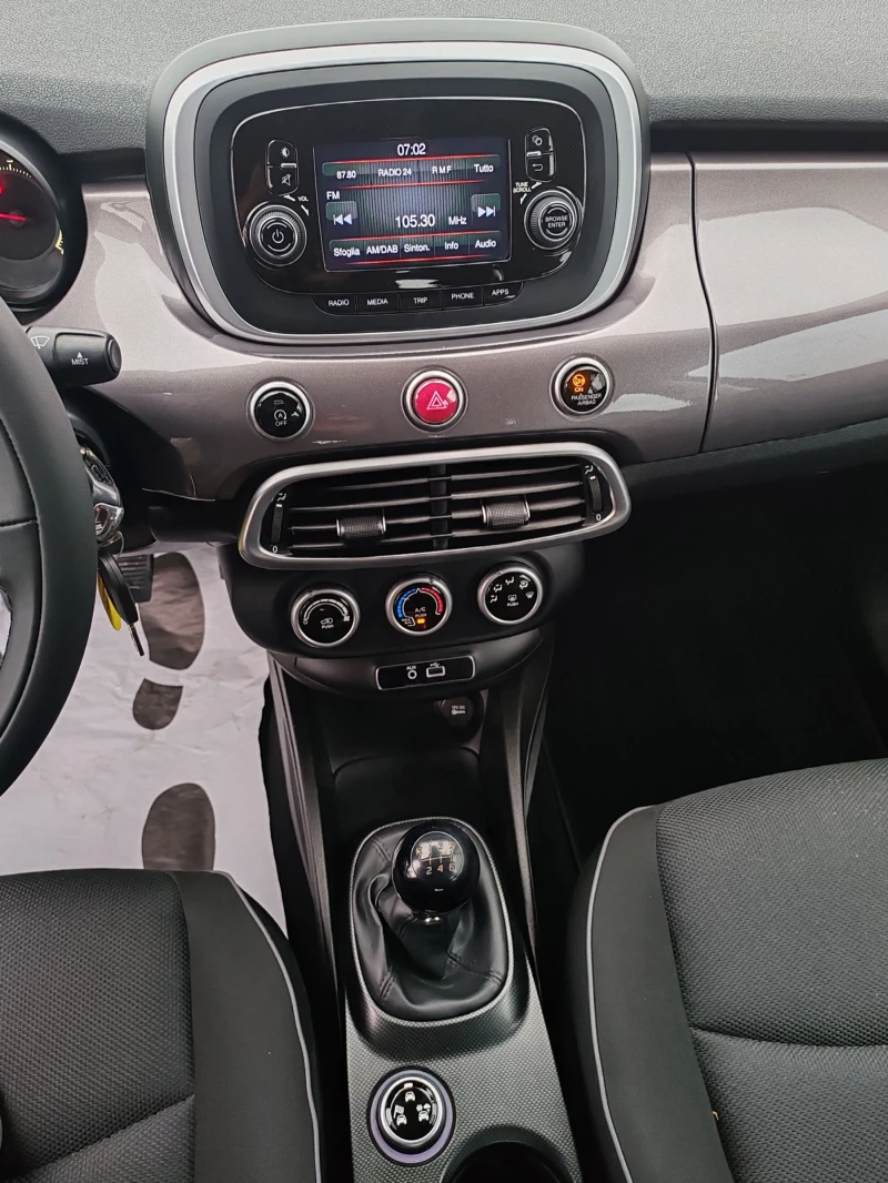 Fiat 500X 1.6Mjet Euro6b, снимка 11 - Автомобили и джипове - 52584770