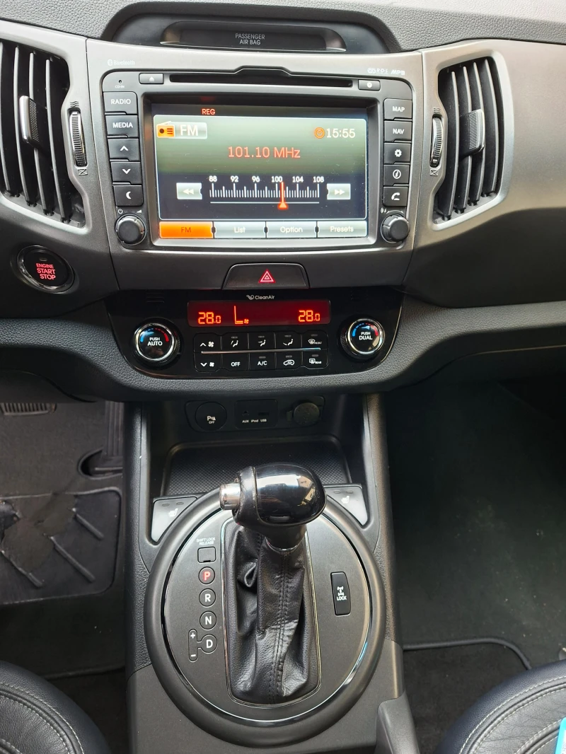 Kia Sportage 2.0CRDI, 4х4 , Автомат , Кожа , Нави Камера., снимка 14 - Автомобили и джипове - 53221806