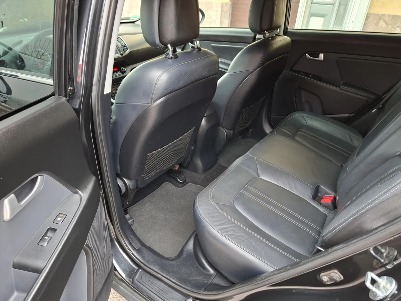 Kia Sportage 2.0CRDI, 4х4 , Автомат , Кожа , Нави Камера., снимка 7 - Автомобили и джипове - 53221806