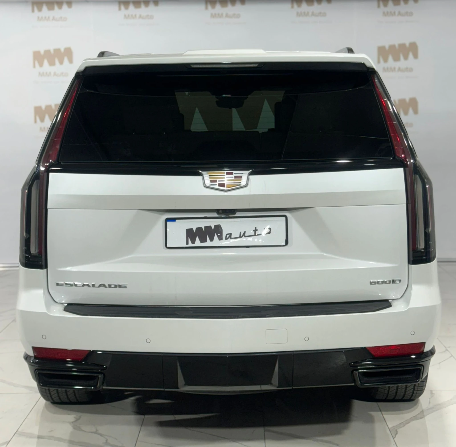 Cadillac Escalade 600D  - изображение 4