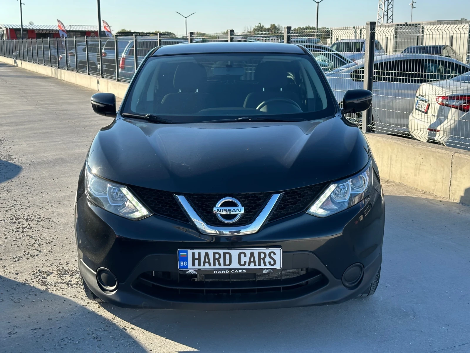 Nissan Qashqai 1.2Turbo* Ръчка* 84.000км*  - изображение 2