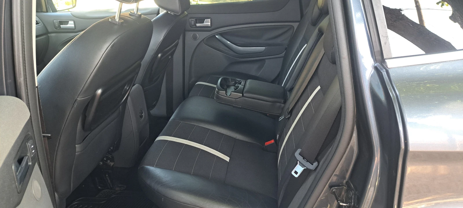Ford Kuga  - изображение 6
