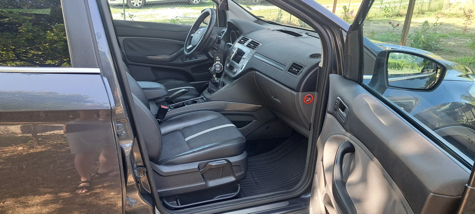 Ford Kuga  - изображение 9