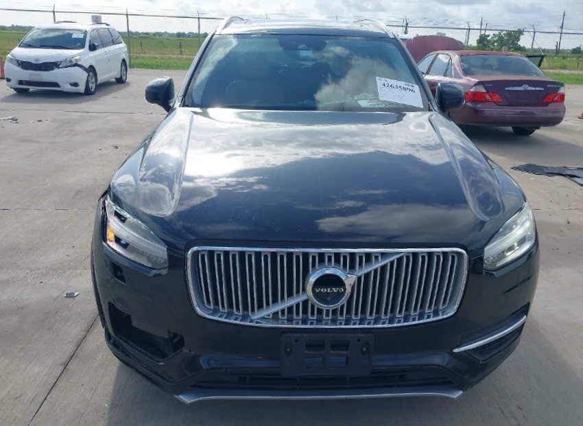Volvo Xc90 INSCRIPTION Обдух* Bowers&Wilkins* 360* Дистроник* - изображение 2