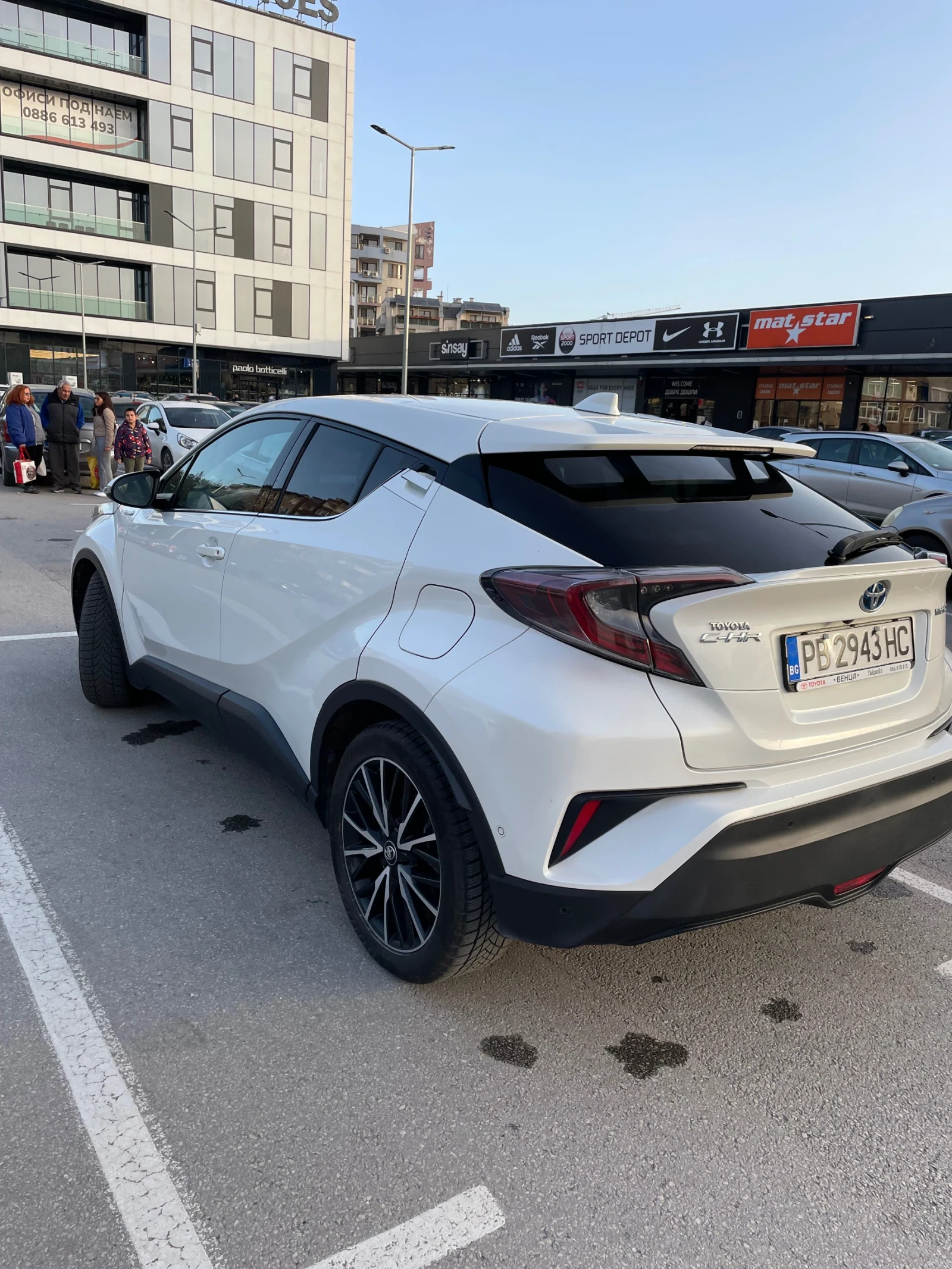 Toyota C-HR 1.8 classy hybrid 10 Години гаранция  - изображение 8