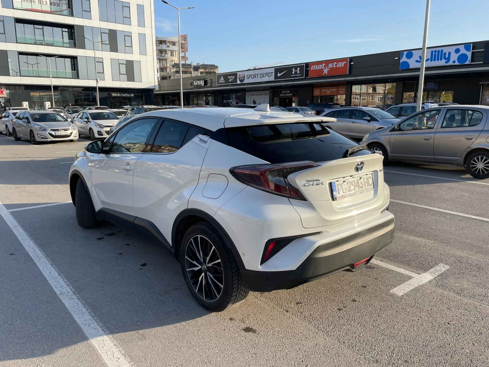 Toyota C-HR 1.8 classy hybrid 10 Години гаранция  - изображение 3