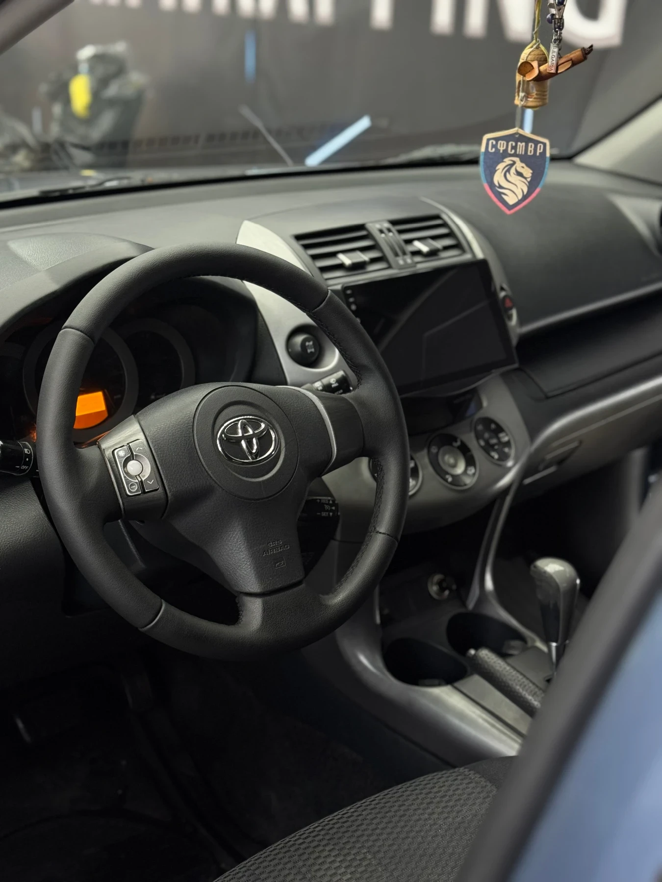 Toyota Rav4  - изображение 10