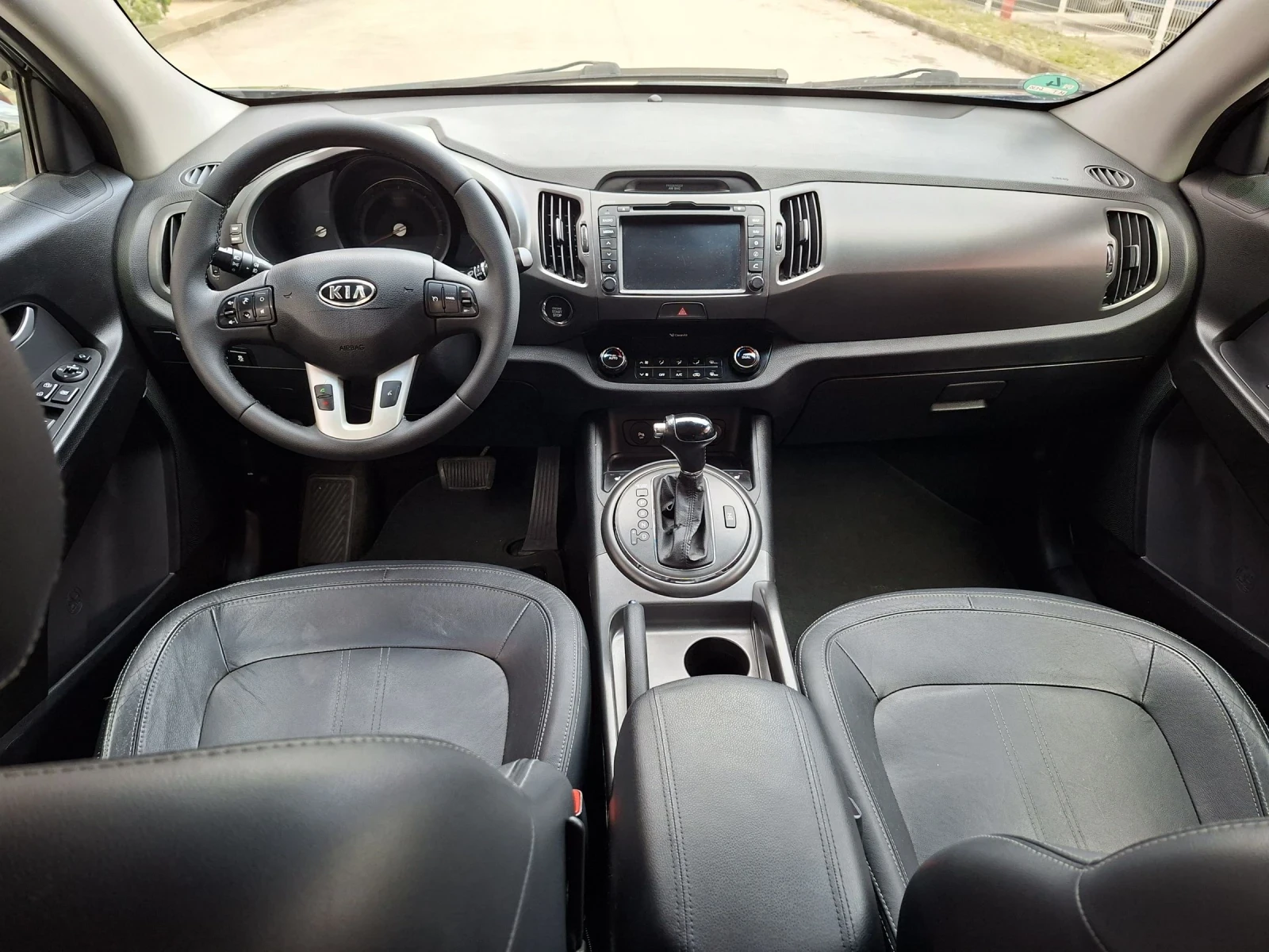 Kia Sportage 2.0CRDI, 4х4 , Автомат , Кожа , Нави Камера., снимка 9 - Автомобили и джипове - 54274166