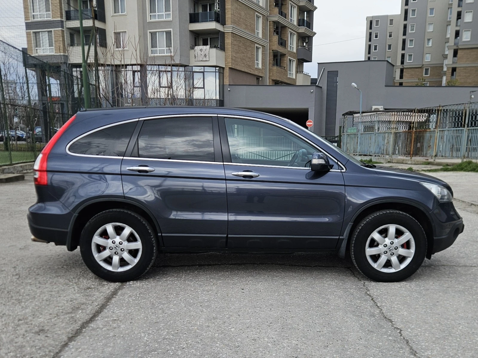 Honda Cr-v 2.0i-VTEC 4x4 Panorama , снимка 4 - Автомобили и джипове - 53730746