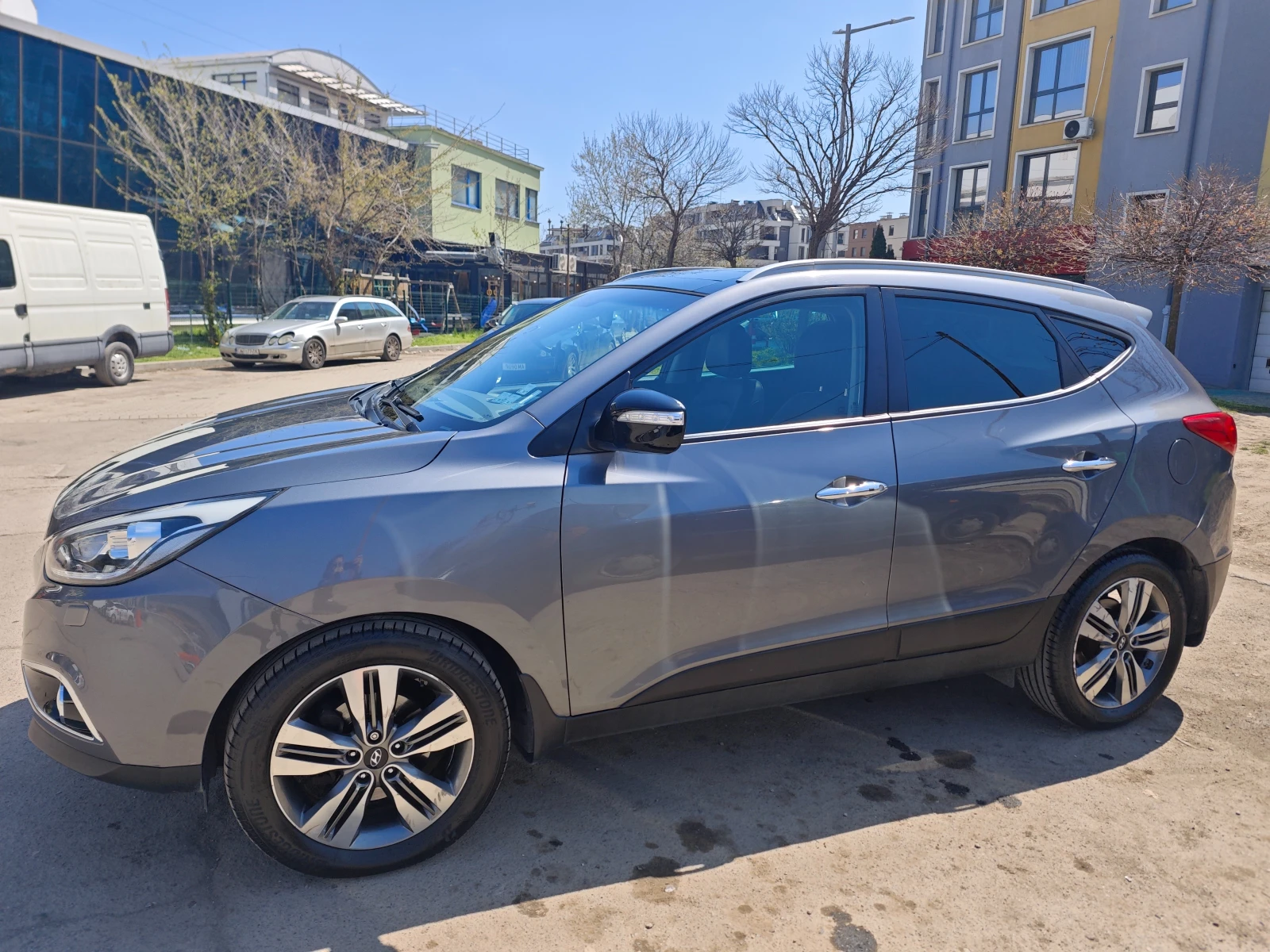 Hyundai IX35, снимка 2 - Автомобили и джипове - 54172460