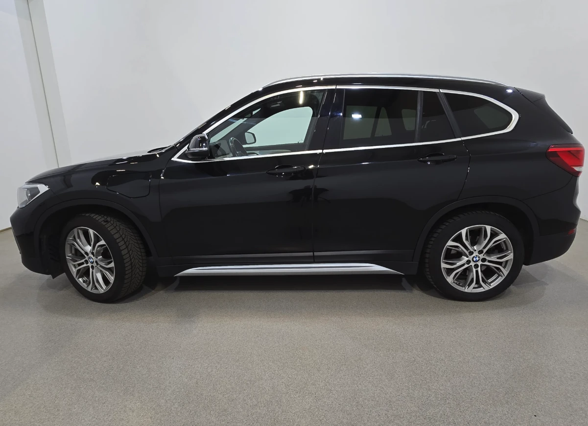 BMW X1 xDrive 25e Plug-In, снимка 3 - Автомобили и джипове - 54215107