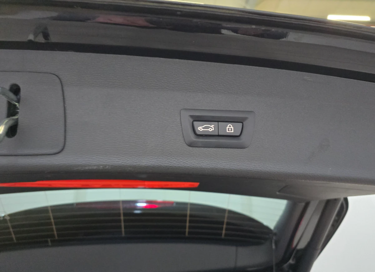 BMW X1 xDrive 25e Plug-In, снимка 17 - Автомобили и джипове - 54215107