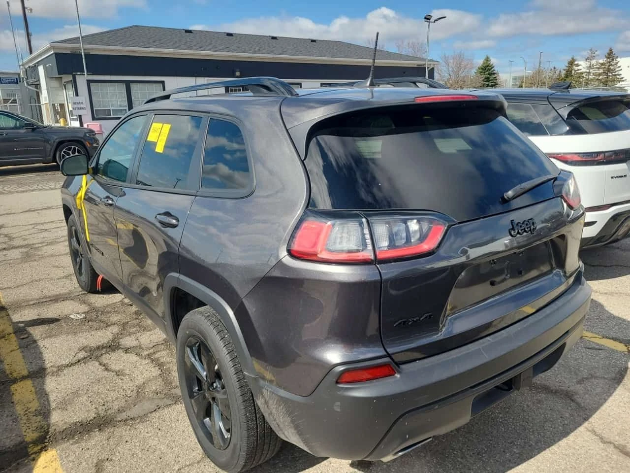 Jeep Cherokee * ALTITUDE * CARFAX * 2 ����� * �������� *  | Mobile.bg � ����������� 4