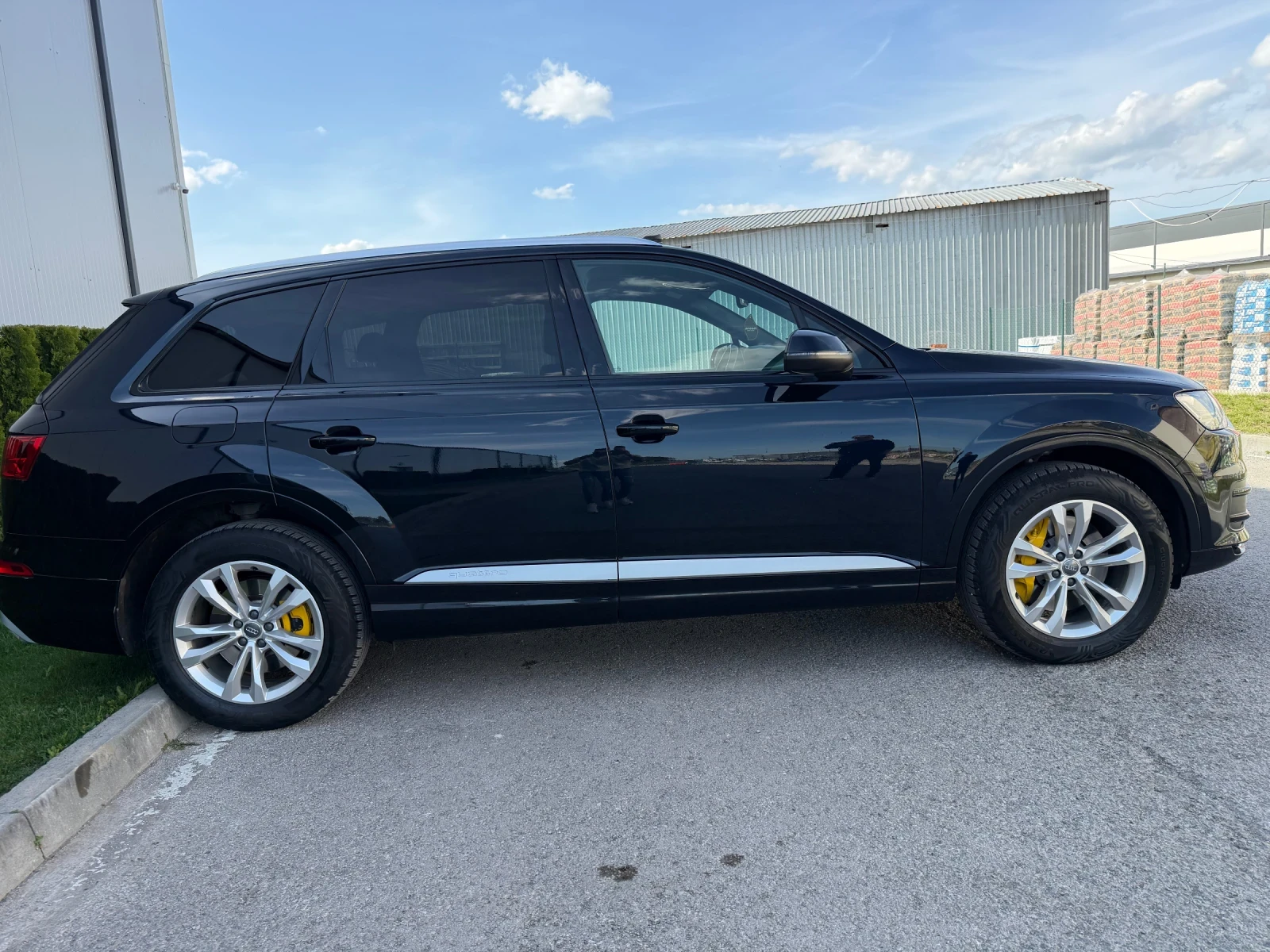 Audi Q7 3.0TFi, снимка 4 - Автомобили и джипове - 54346883