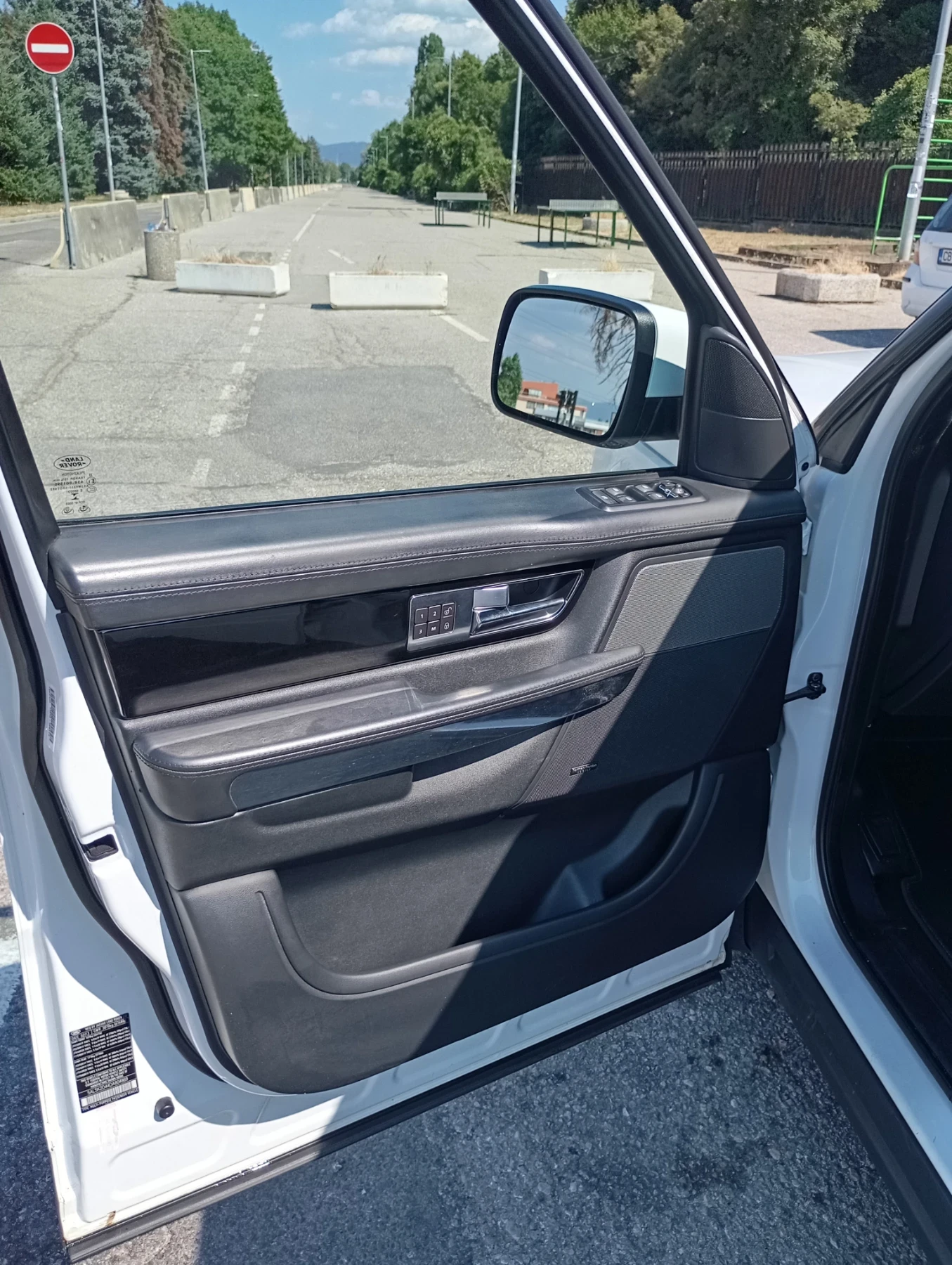 Land Rover Range Rover Sport 5.0 LUXURI , снимка 11 - Автомобили и джипове - 54683744