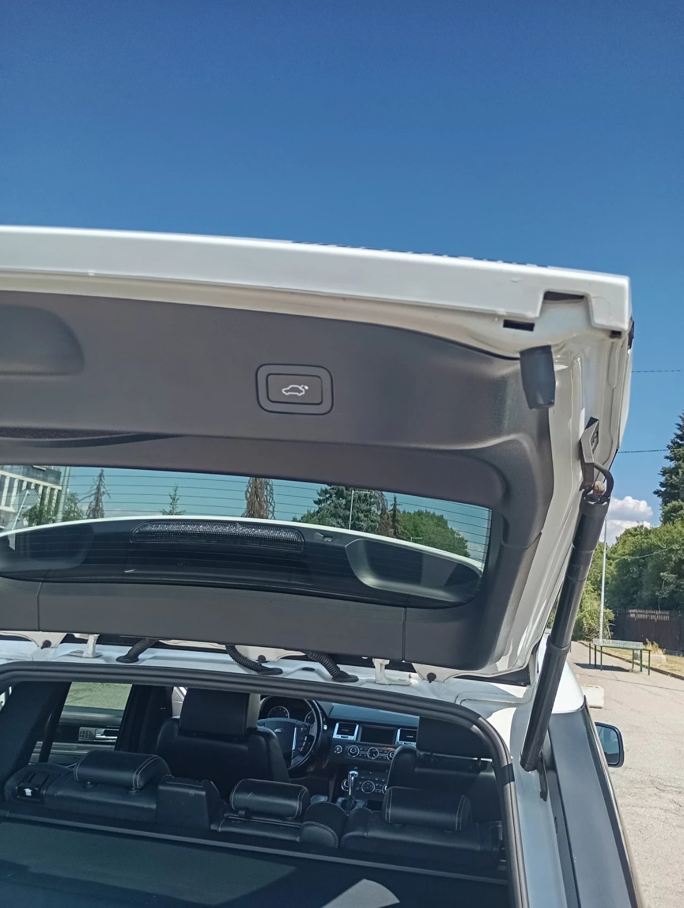 Land Rover Range Rover Sport 5.0 LUXURI , снимка 14 - Автомобили и джипове - 54683744