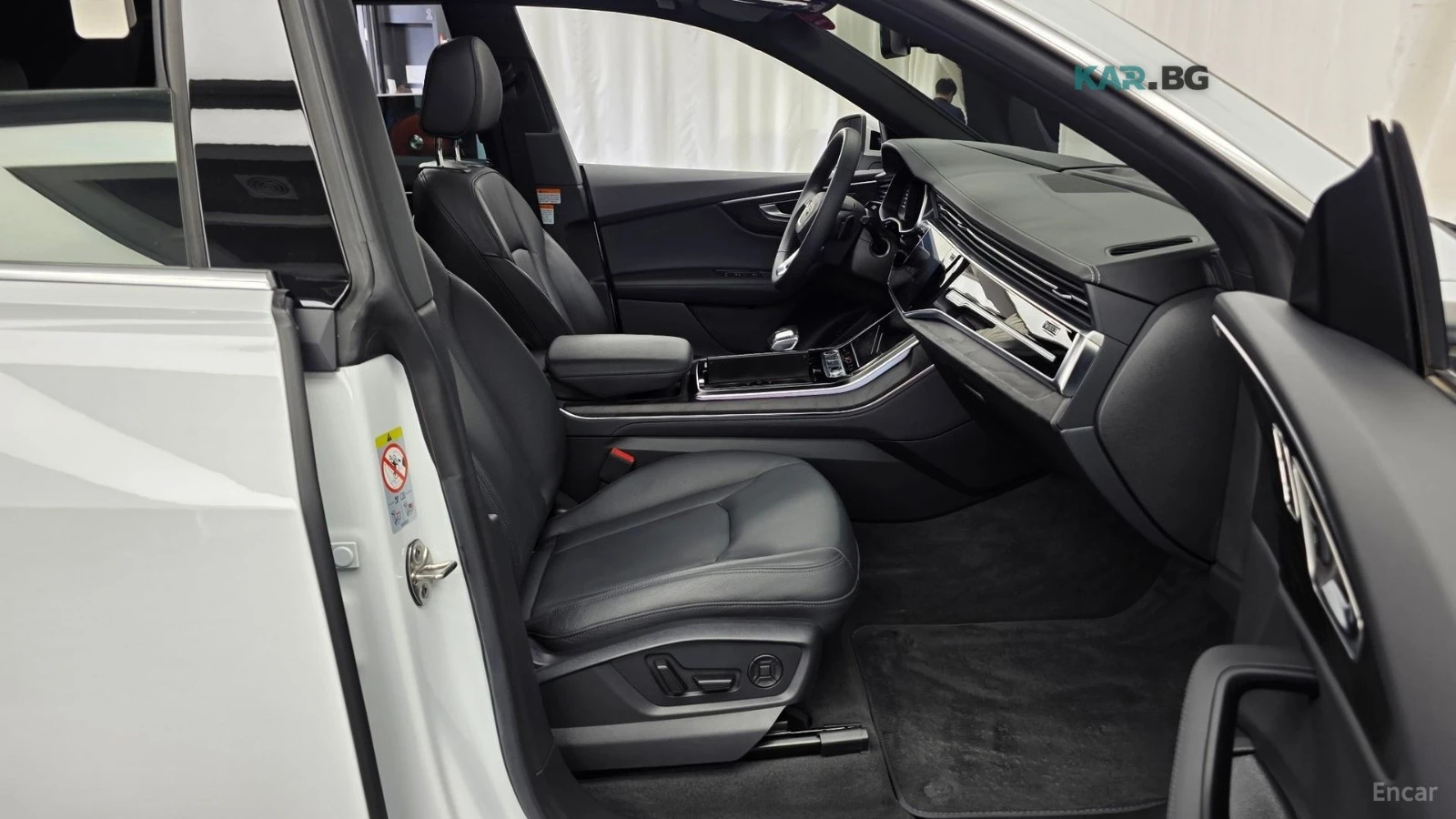 Audi Q8 45TDI PREMIUM+ Автокредит Цена до България, снимка 13 - Автомобили и джипове - 55189721