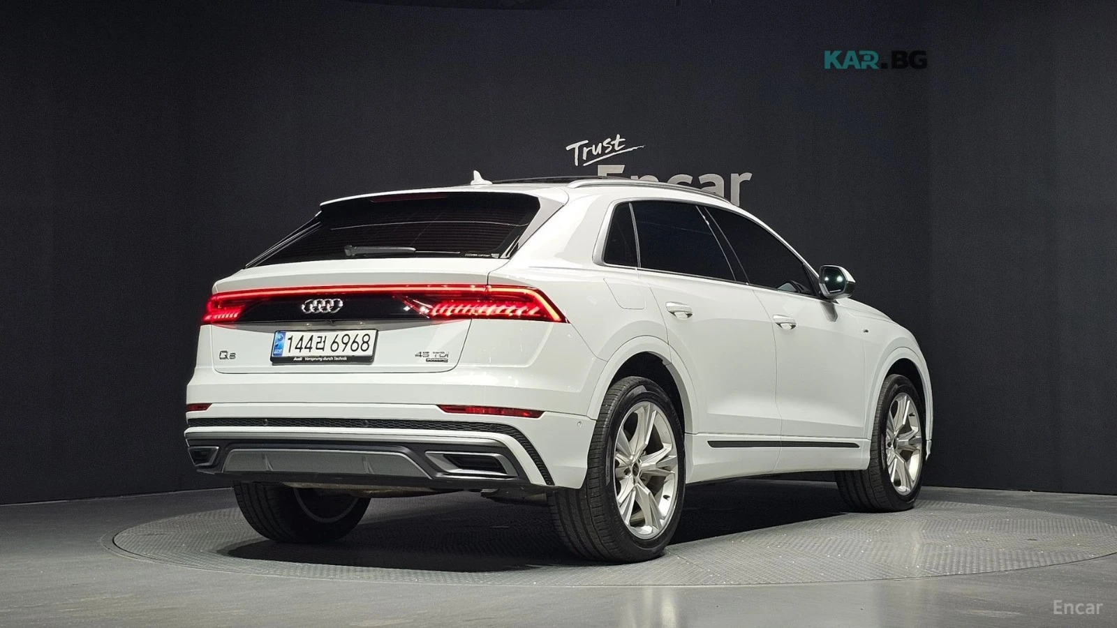 Audi Q8 45TDI PREMIUM+ Автокредит Цена до България, снимка 2 - Автомобили и джипове - 55189721