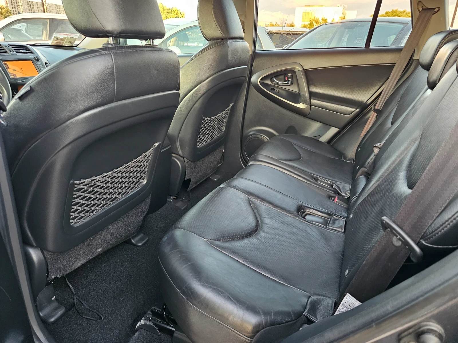 Toyota Rav4 2.2D, 150к.с., 4х4 , снимка 10 - Автомобили и джипове - 55418200