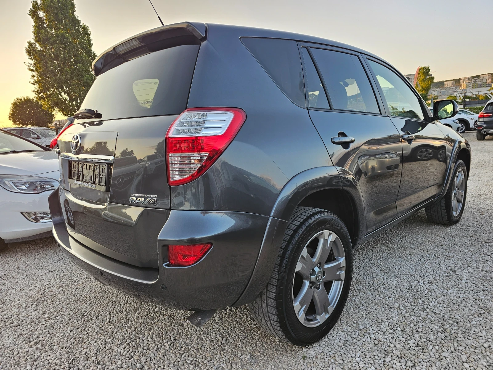 Toyota Rav4 2.2D, 150к.с., 4х4 , снимка 4 - Автомобили и джипове - 55418200